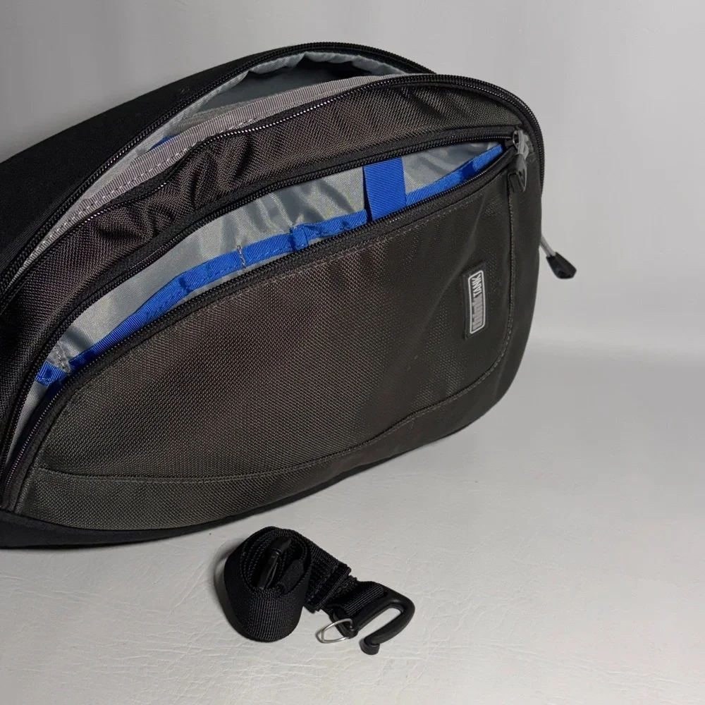 Think Tank Photo Turnstyle 10 V2.0 Sling Camera Bag Black Charcoal